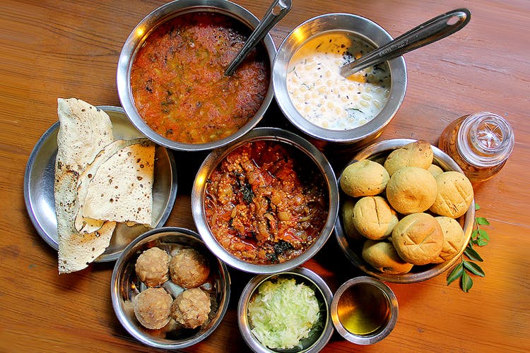 Dish,Food,Cuisine,Ingredient,Meal,Nepalese cuisine,Produce,appetizer,Comfort food,Indian cuisine