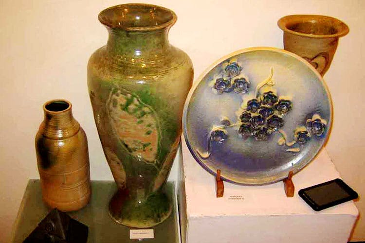 Vase,earthenware,Pottery,Artifact,Antique,Ceramic,Urn,Museum,Porcelain,Art