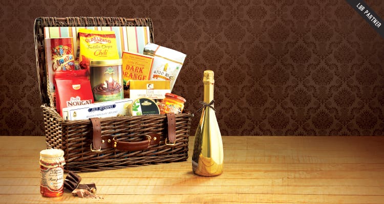 Basket,Product,Hamper,Room,Home accessories,Food,Gift basket,Present