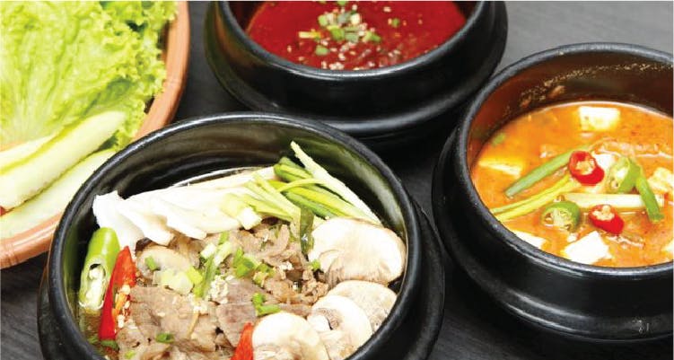 Dish,Food,Cuisine,Ingredient,Lunch,Produce,Jeongol,Meal,Hot pot,Meat
