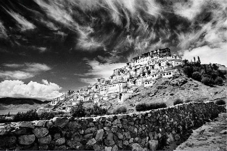 Black-and-white,Monochrome photography,Black,Sky,Monochrome,Cloud,Ruins,Wall,Photography,Stock photography