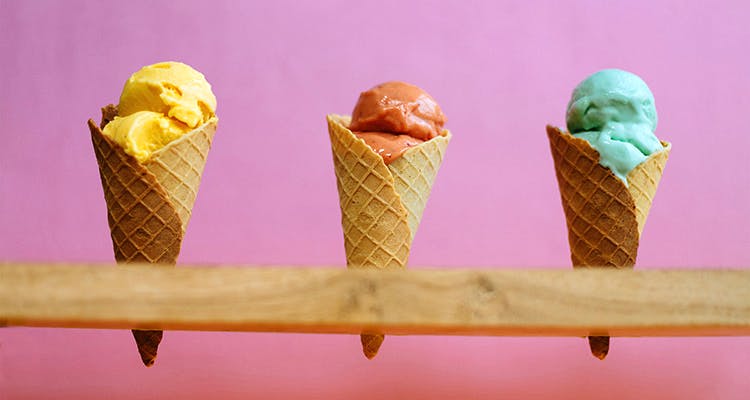 Ice cream cone,Frozen dessert,Food,Dessert,Ice cream,Dondurma,Gelato,Sorbetes,Wafer,Cuisine