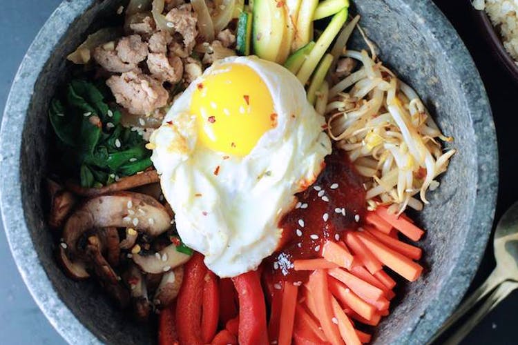 Dish,Food,Cuisine,Ingredient,Bibimbap,Produce,Naengmyeon,Meat,Recipe,Comfort food