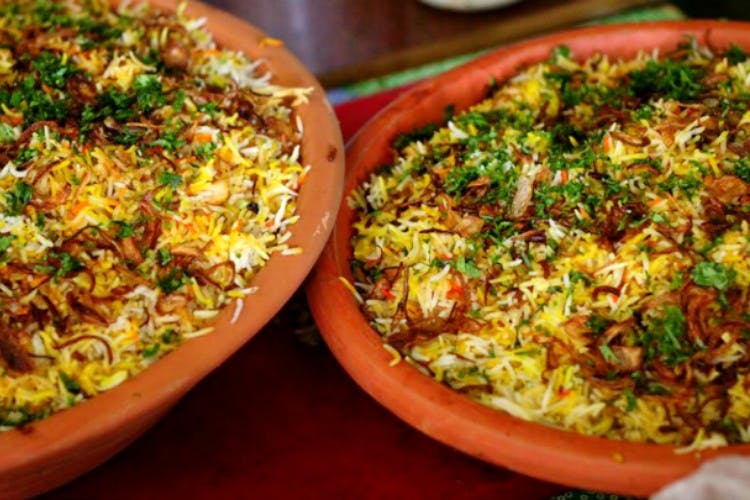 Dish,Food,Cuisine,Biryani,Ingredient,Hyderabadi biriyani,Produce,Pilaf,Recipe,Kabsa