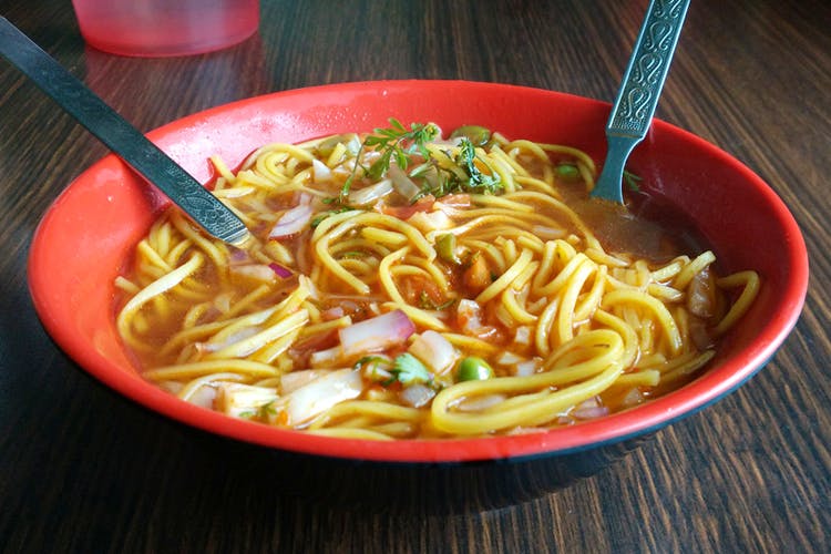 Dish,Food,Cuisine,Noodle,Chinese noodles,Noodle soup,Ramen,Lamian,Yi mein,Udon