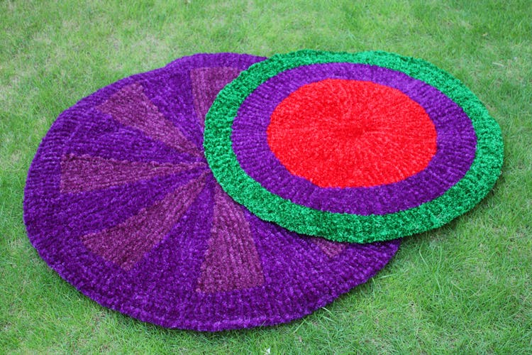 Green,Circle,Woolen,Purple,Textile,Grass,Wool,Plant,Mat,Pattern