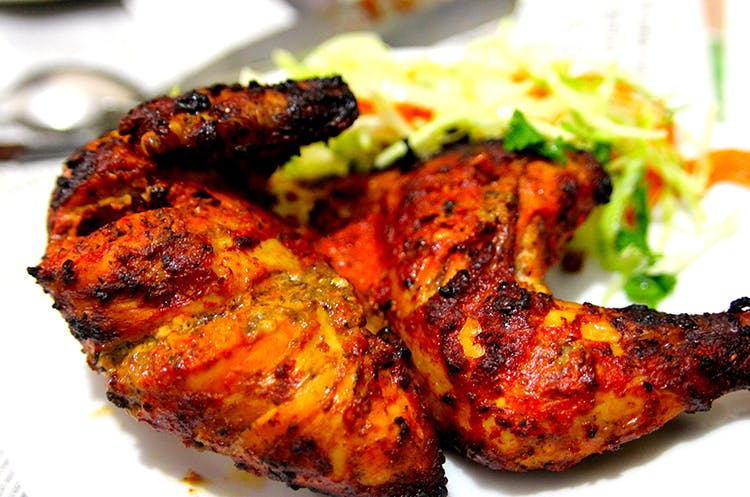 Cuisine,Dish,Food,Fried food,Chicken meat,Barbecue chicken,Tandoori chicken,Ingredient,Meat,Grilling