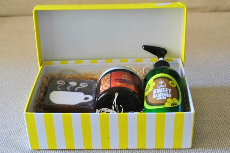 Box,Bottle,Liqueur,Packaging and labeling