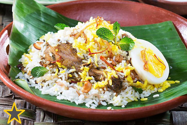 Dish,Cuisine,Food,Rice,Steamed rice,Ingredient,White rice,Produce,Thai fried rice,Nasi liwet
