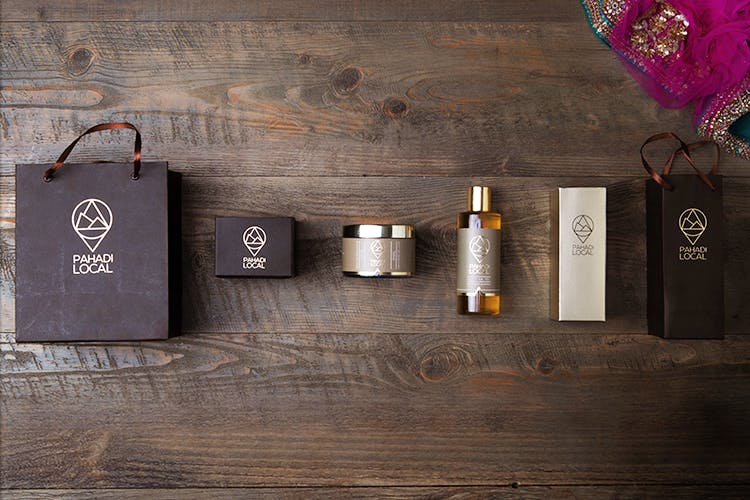 Apricot Kernel Oil, Scrub & Jamun Honey By Pahadi Local LBB