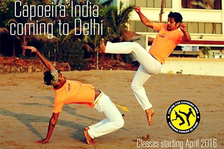 Kick,Capoeira,Sports,Flip (acrobatic),Competition event,Kung fu,Tricking,Kalaripayattu,Zui quan,Photo caption