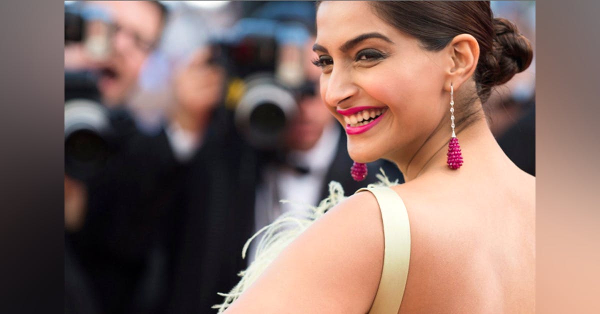 10 Lessons We Learned From Sonam Kapoor's New App | LBB