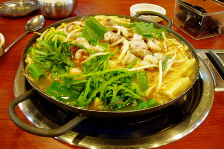 Dish,Food,Cuisine,Jeongol,Ingredient,Hot pot,Nabemono,Motsunabe,Chinese food,Produce