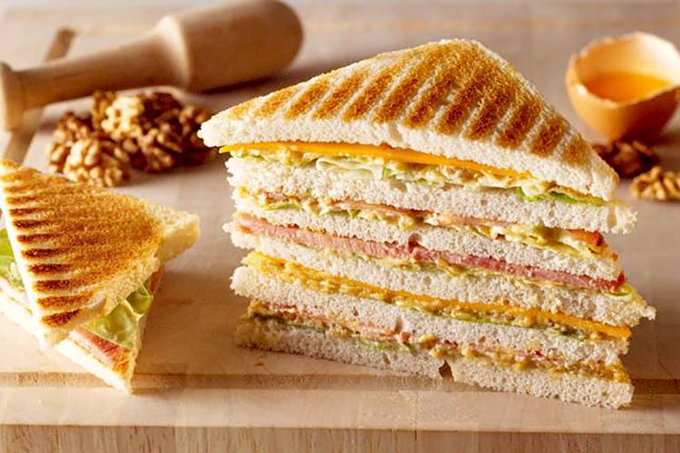 Food,Cuisine,Dish,Ingredient,Ham and cheese sandwich,Sandwich,Finger food,Egg sandwich,Baked goods,Melt sandwich