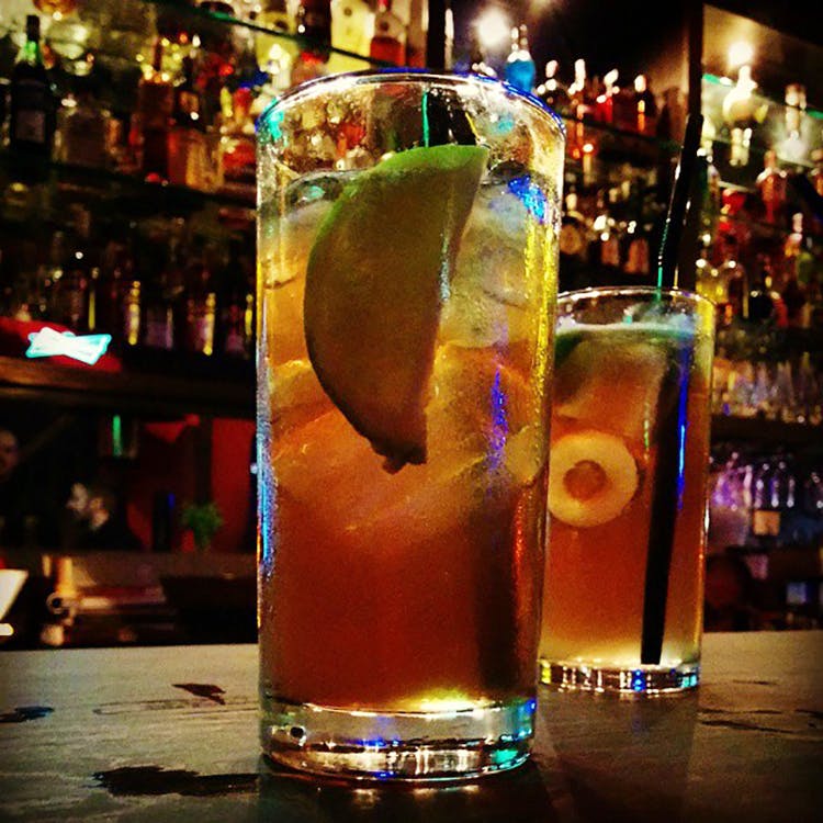 Drink,Alcoholic beverage,Distilled beverage,Liqueur,Cocktail,Zombie,Dark 'n' stormy,Classic cocktail,Rum swizzle,Beer cocktail