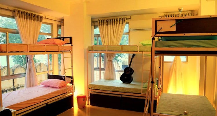 Bed,Room,Furniture,Property,Bedroom,Hostel,Bed frame,Building,Bunk bed,House