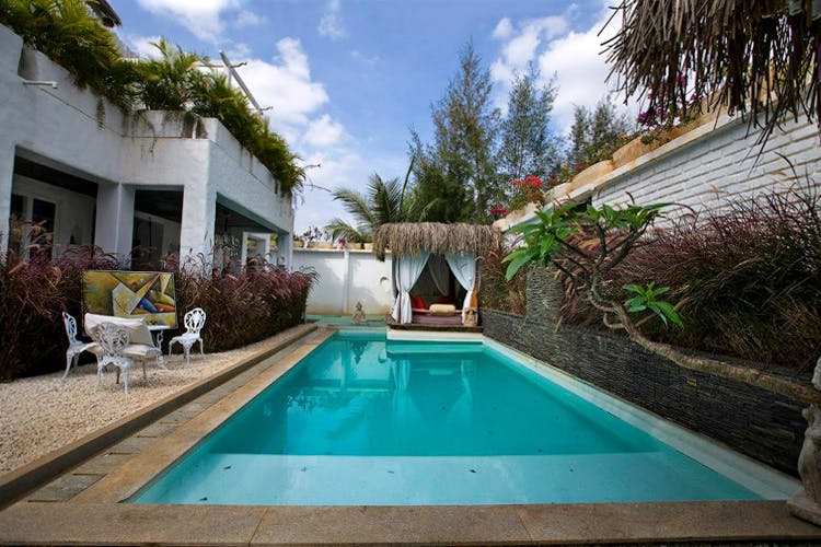 Swimming pool,Property,House,Real estate,Building,Resort,Home,Estate,Backyard,Leisure