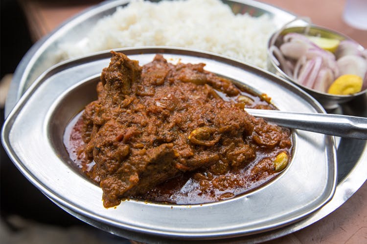 Dish,Food,Cuisine,Ingredient,Curry,Rice and curry,Vindaloo,Gosht,Produce,Rendang