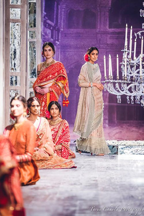 Fashion,Event,Fashion design,Formal wear,Textile,Temple,Sari,Tradition,Bride,Groom