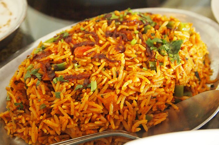 Dish,Food,Cuisine,Ingredient,Biryani,Hyderabadi biriyani,Produce,Staple food,Jollof rice,Indian chinese cuisine