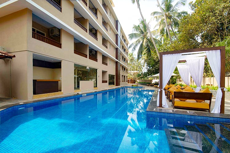 Swimming pool,Property,Resort,Building,Real estate,House,Leisure,Hotel,Condominium,Architecture