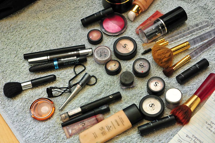 Cosmetics,Red,Lipstick,Beauty,Eye shadow,Eye liner,Lip gloss,Material property,Everyday carry,Collection
