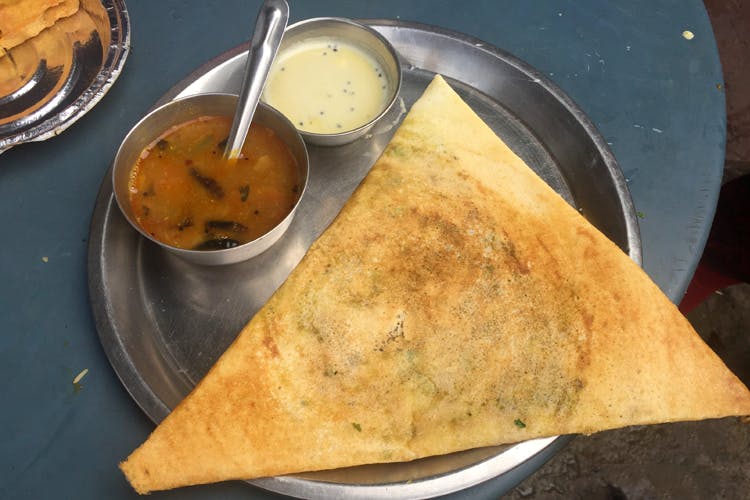 Dish,Food,Cuisine,Dosa,Ingredient,Indian cuisine,Chutney,Produce,Baked goods,Fried food