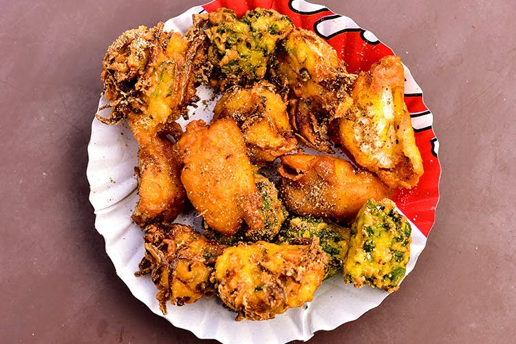 Head To Hudson Lane For Some Of The Craziest Pakoras In Town