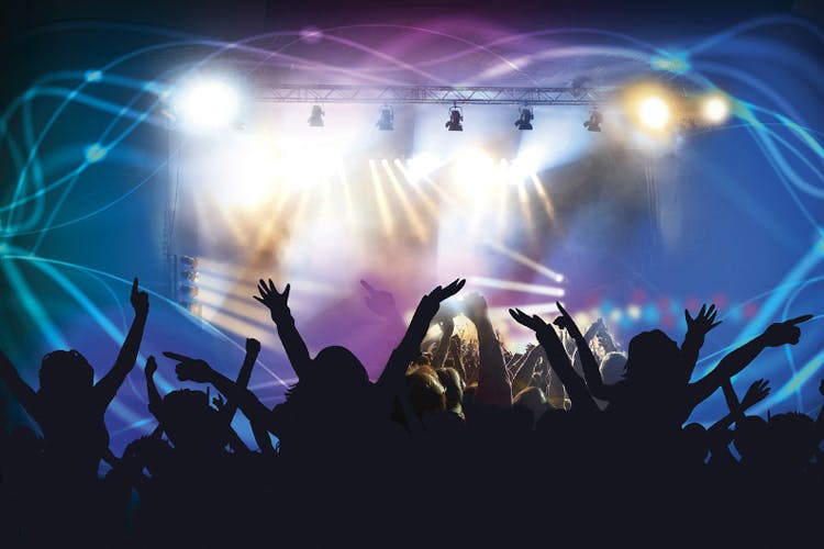 Performance,Entertainment,Stage,Concert,Rock concert,Performing arts,Crowd,Light,Event,Public event