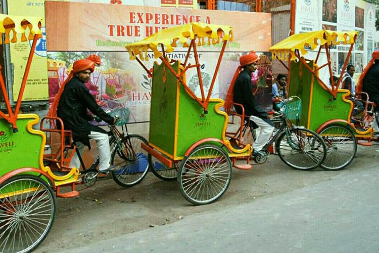 Mode of transport,Vehicle,Transport,Rickshaw,Yellow,Bicycle,Snapshot,Tricycle,Fun,Cart