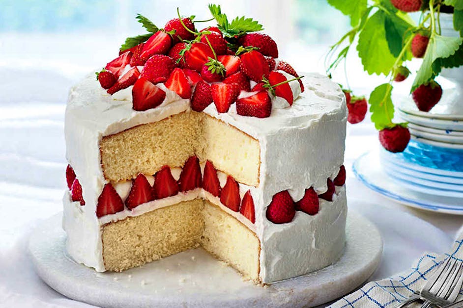 Strawberry And Mascarpone Cake Lbb