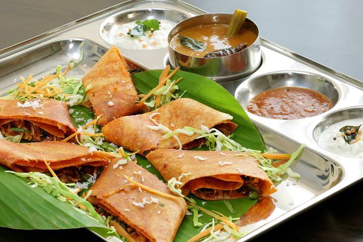Dish,Food,Cuisine,Ingredient,Produce,Staple food,Sandwich wrap,appetizer,Chinese food,Filo