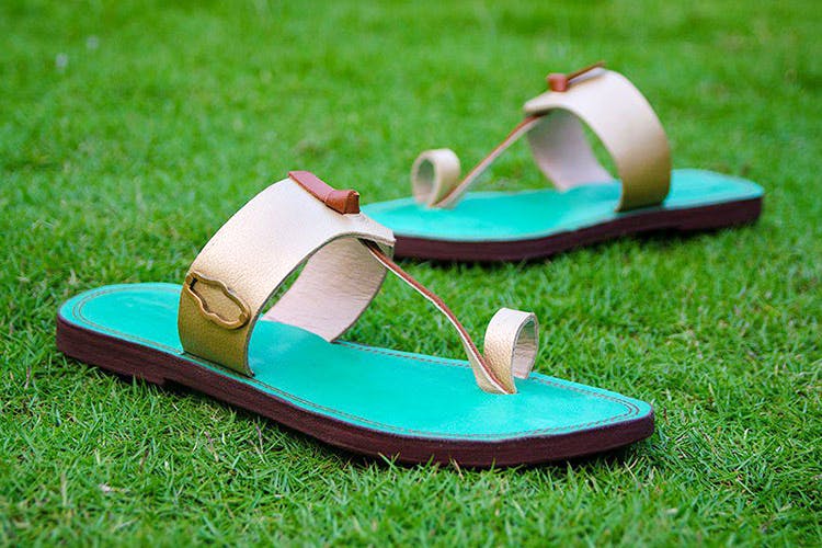 Footwear,Green,Grass,Sandal,Shoe,Flip-flops,Lawn,Slipper