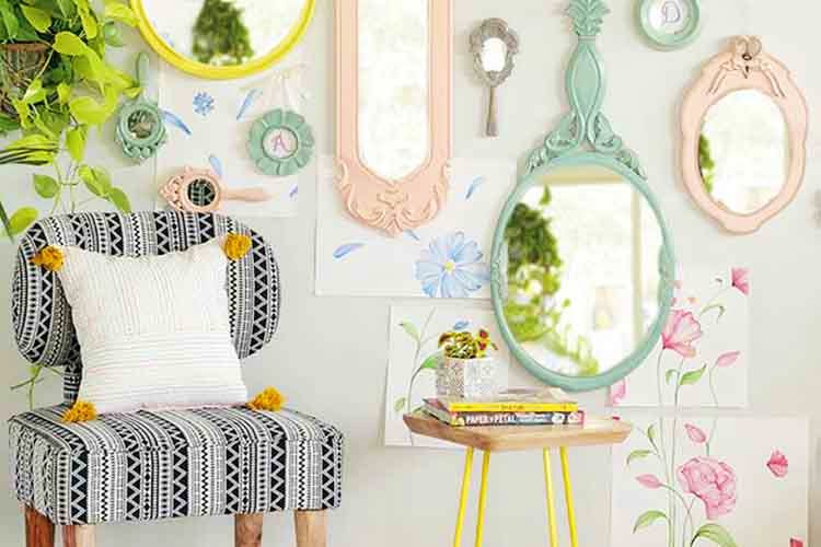 Green,Yellow,Room,Wallpaper,Wall,Furniture,Leaf,Interior design,Design,Pattern