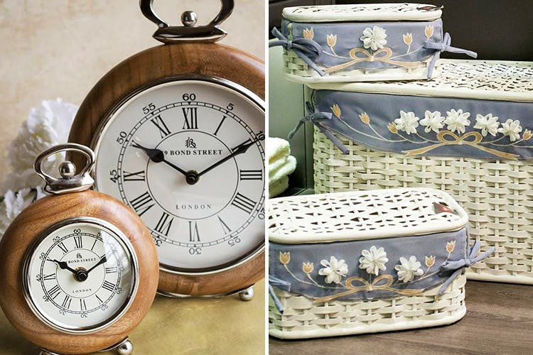 Clock,Pocket watch,Porcelain,Alarm clock,Watch,Home accessories,Antique,Quartz clock,Ceramic,Metal