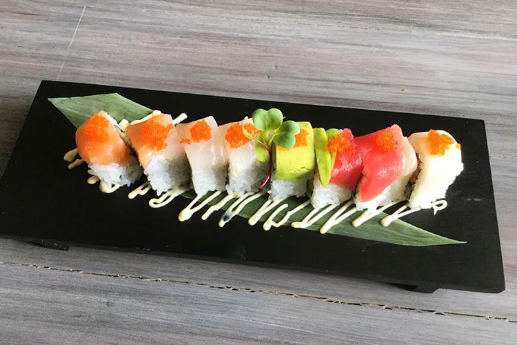 Sashimi,Sushi,Food,Cuisine,Dish,Comfort food,Smoked salmon,Japanese cuisine,À la carte food,Salmon