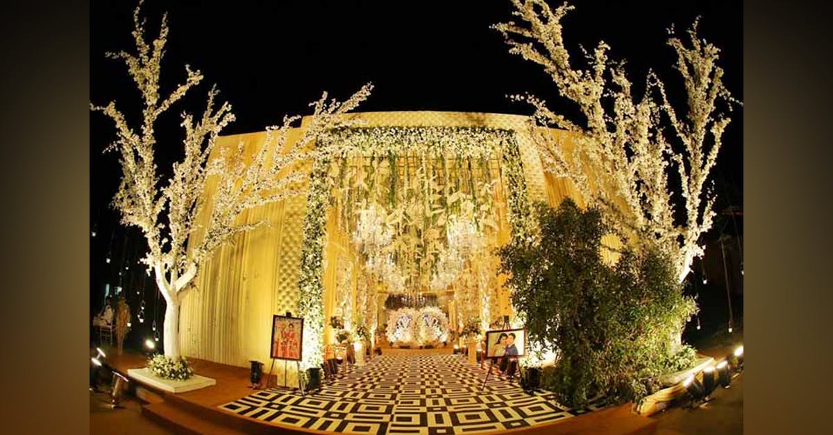 13 Indian Wedding Decor Ideas For The Entrance Lbb Delhi