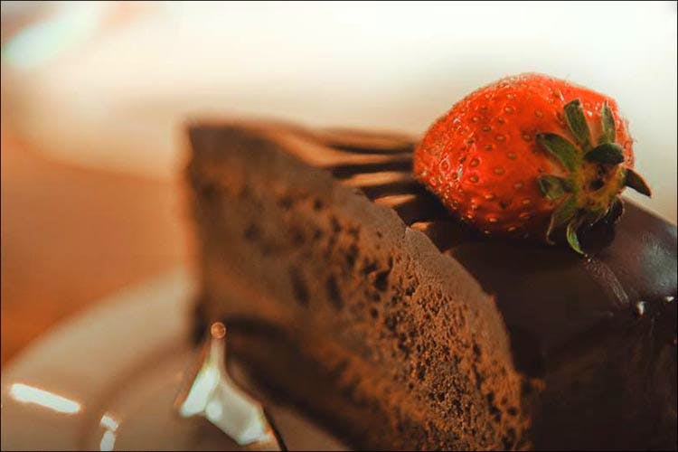 Food,Sweetness,Chocolate,Chocolate cake,Dessert,Chocolate truffle,Strawberries,Cuisine,Strawberry,Dish