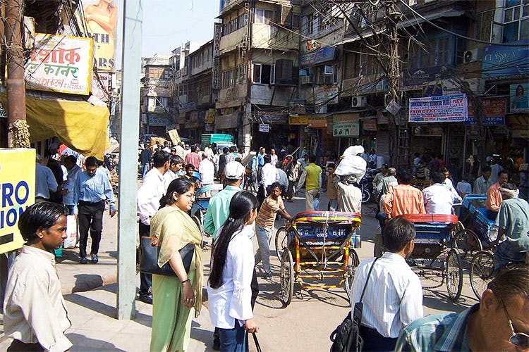 People,Street,Pedestrian,Crowd,Bazaar,Town,Public space,Snapshot,Urban area,Infrastructure
