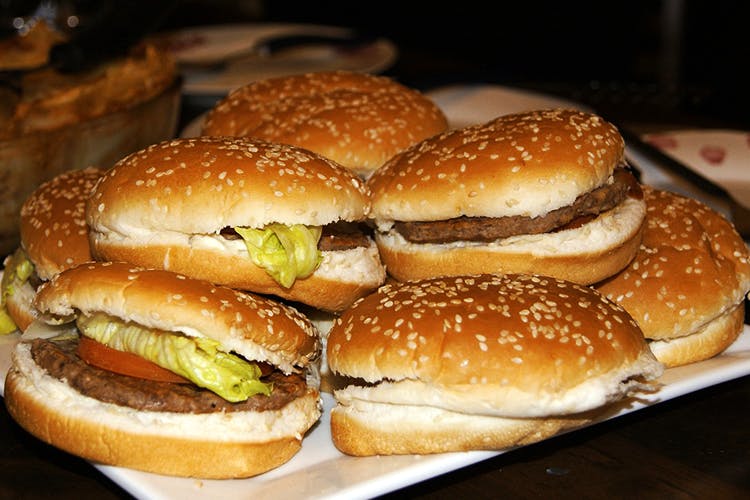 Dish,Food,Hamburger,Cuisine,Fast food,Ingredient,Original chicken sandwich,Bun,Cemita,Veggie burger