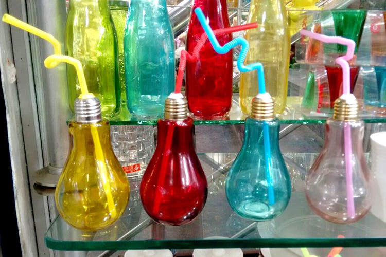 Bottle,Glass bottle,Plastic bottle,Glass,Plastic,Drinkware,Home accessories,Tableware