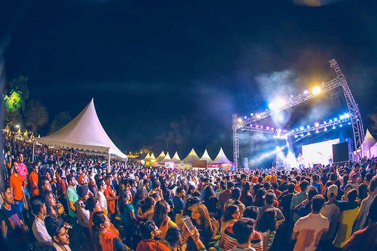 Crowd,People,Event,Audience,Stage,Public event,Festival,Performance,Fête,Fun