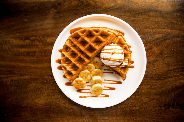 Dish,Food,Cuisine,Belgian waffle,Waffle,Wafer,Breakfast,Ingredient,Dessert,Baked goods