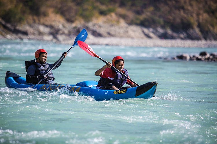 Water transportation,Vehicle,Paddle,Outdoor recreation,Boating,Oar,Boat,Boats and boating--Equipment and supplies,Watercraft,Recreation