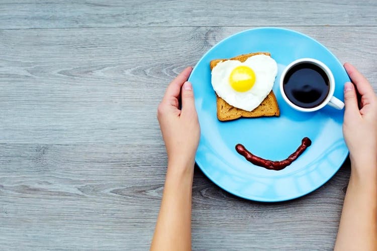 Facial expression,Fried egg,Smile,Yellow,Food,Egg,Emoticon,Smiley,Breakfast,Dish