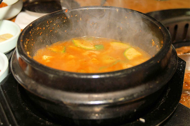 Dish,Food,Cuisine,Ingredient,Soup,Hot pot,Sundubu jjigae,Stew,Jjigae,Curry