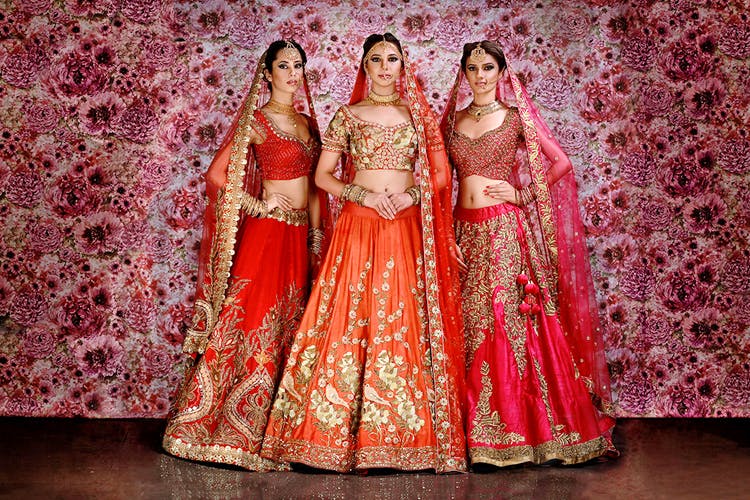 Clothing,Sari,Formal wear,Pink,Pattern,Maroon,Dress,Design,Magenta,Tradition