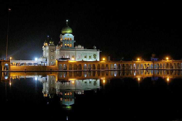 Night,Landmark,Reflection,Water,Light,Sky,Architecture,City,River,Building