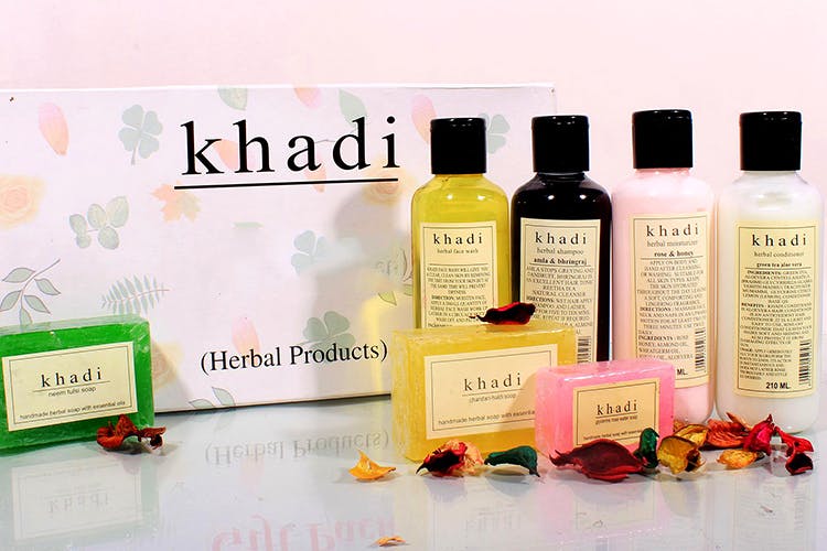 Product,Beauty,Liquid,Hair care,Personal care,Plant,Skin care,Shampoo