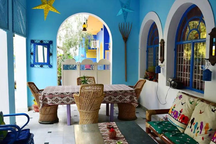 Stay At Cosy Nook Homestay In Tinchuley I LBB, Kolkata